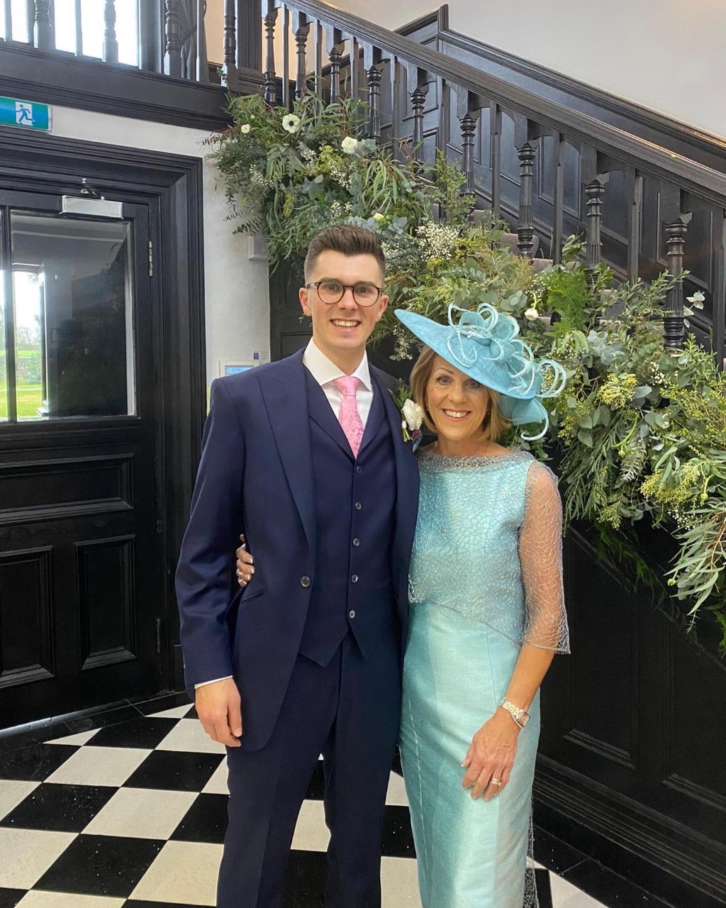 Jacqui – Mother of the Groom
